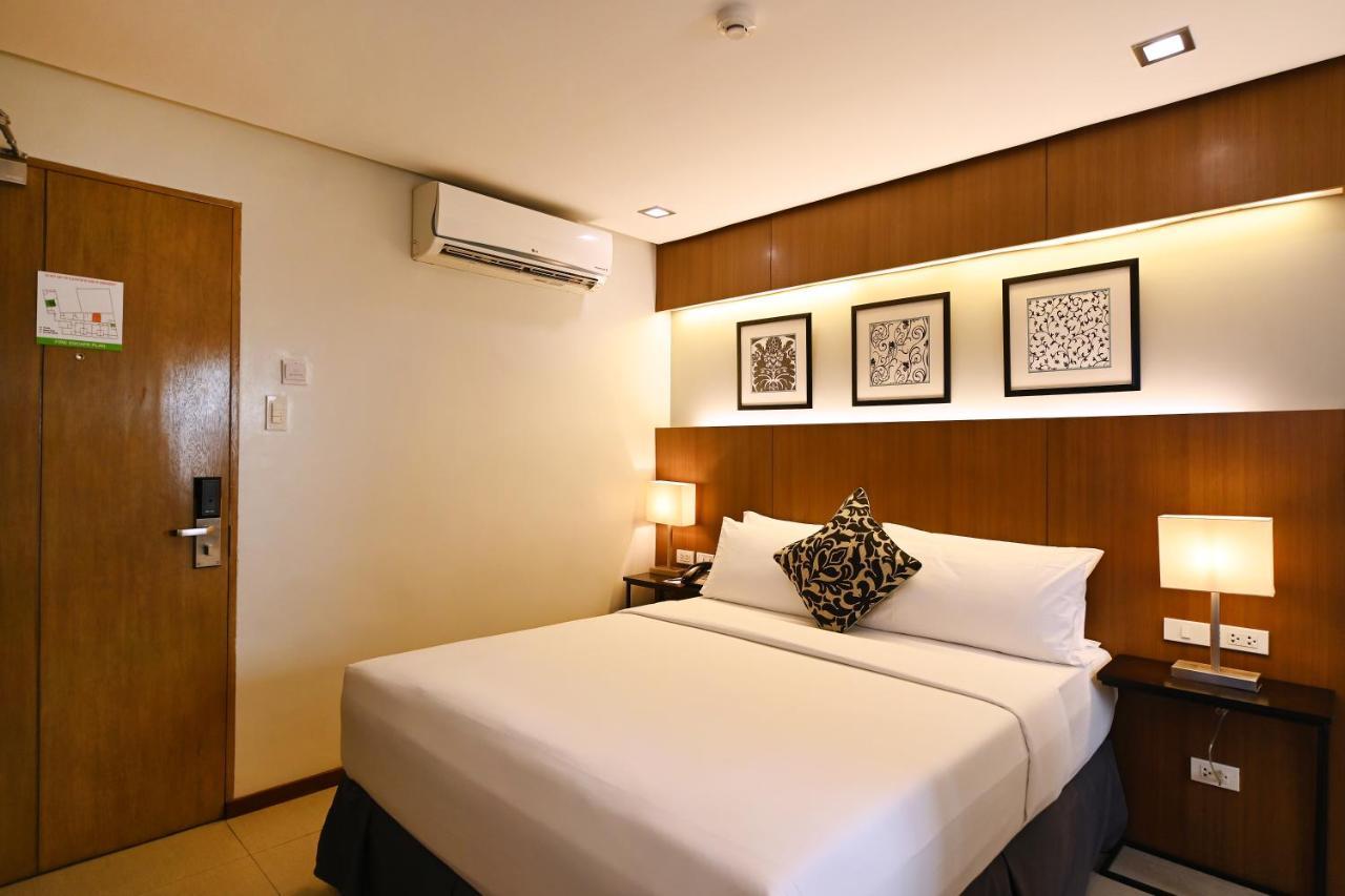 St Mark Hotel Cebu Eksteriør billede